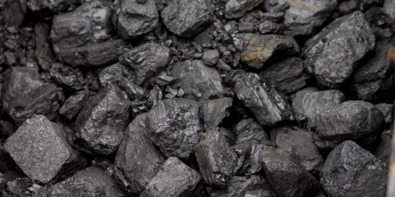 ДТЕК вже імпортував із Польщі 40 тисяч тонн вугілля для проходження опалювального сезону