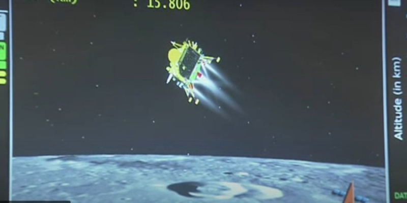 Утерли росіянам носа. Індійська міжпланетна станція Chandrayaan-3 здійснила успішну посадку на Місяць